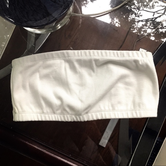 Off-White Bandeau Top! 👌🏼 - Picture 6 of 9